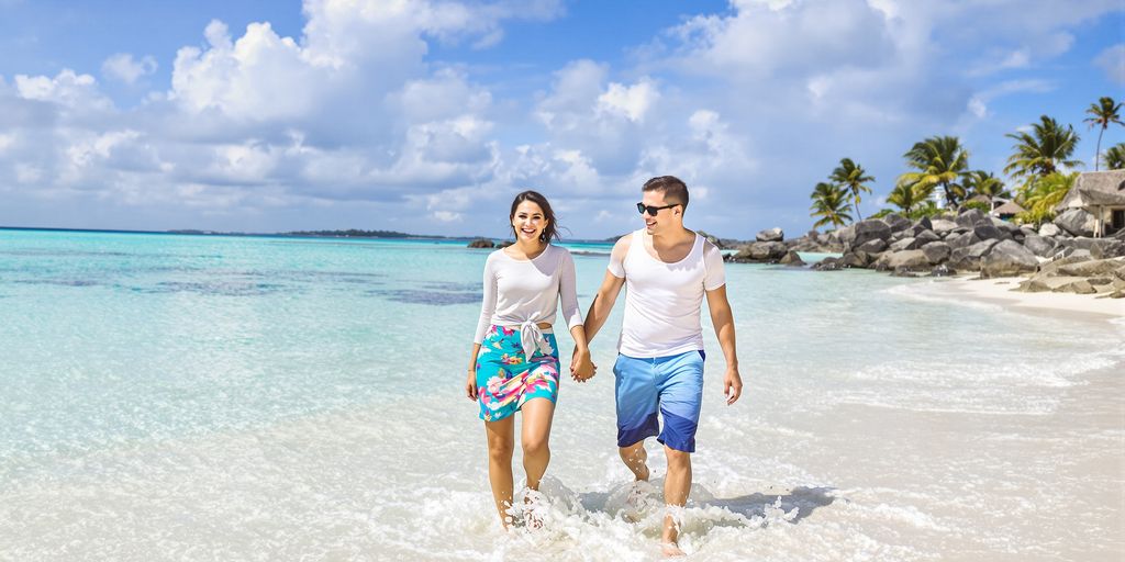 Couple enjoying a beach vacation.